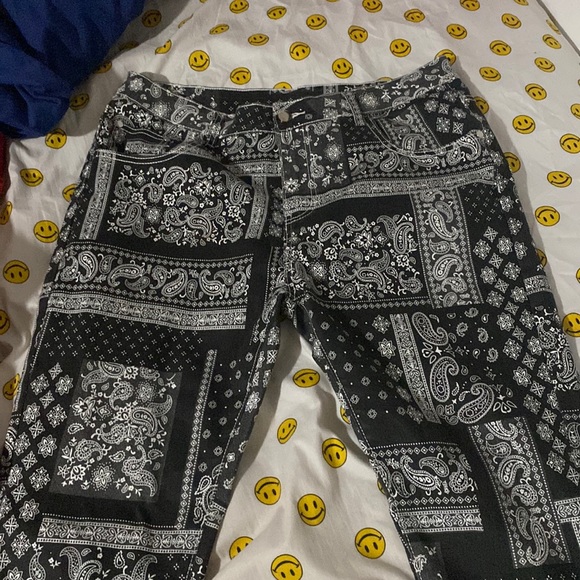 Jeans - Picture 1 of 1